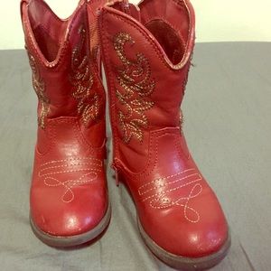 Fabulous red kids cowboy boots, size 9 gently used